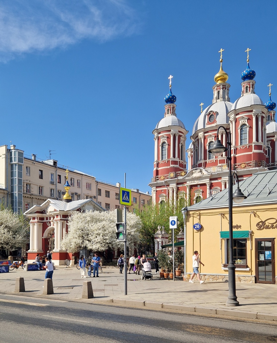 Климентовский, 7/26 - Храм Св. Климента 1769 года, предп. Пьетро Антонио Трезини