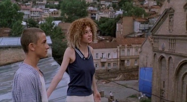 "27 украденныйх поцелуев", кадр из фильма