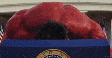 гиф из фильма "Капитан Америка: Новый мир"