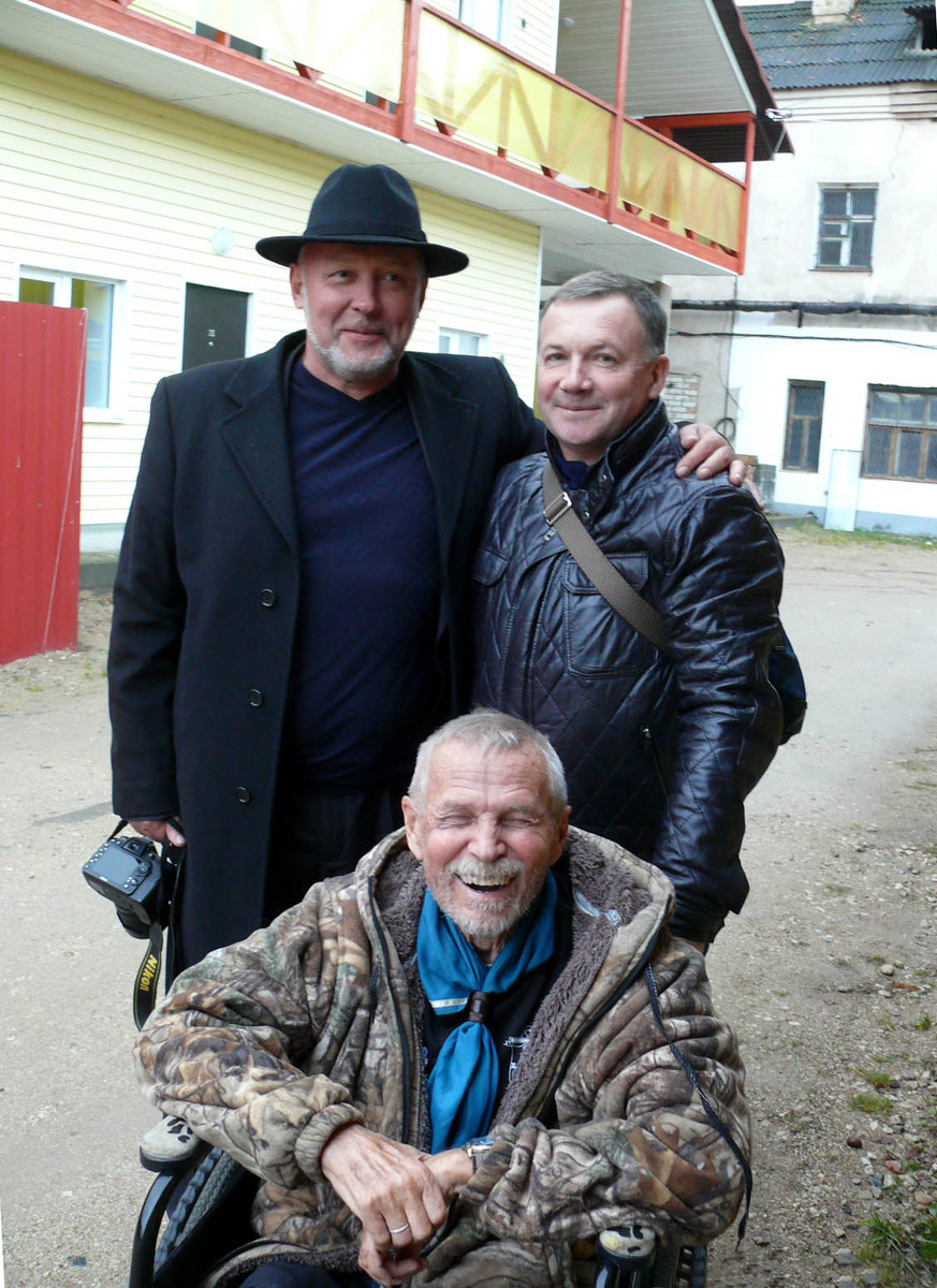 Ларьков,  Лончаков и Я. 