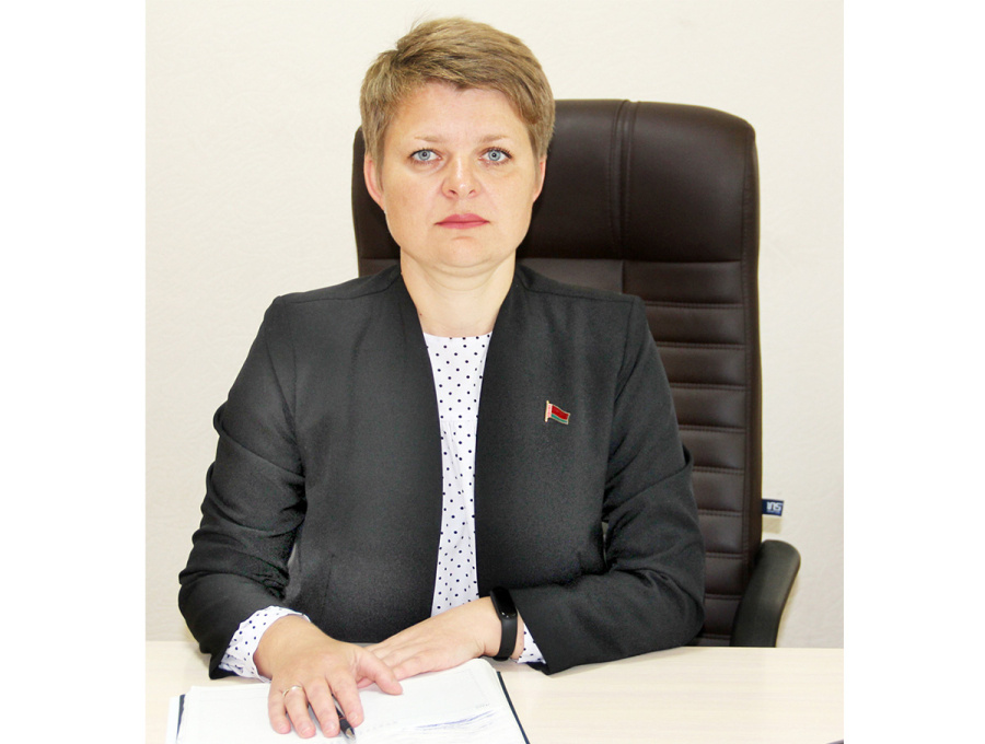     "Надежный щит против деструктивных влияний": Ирина Юхо о Директиве №12