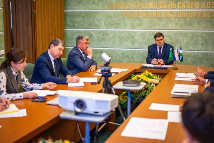    Как фермеру животноводу продать навоз дачникам