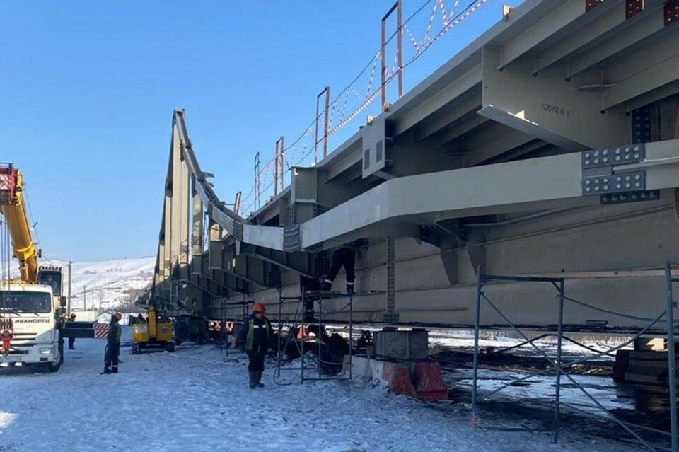    Мост в Республике Алтай. Источник: altai-republic.ru