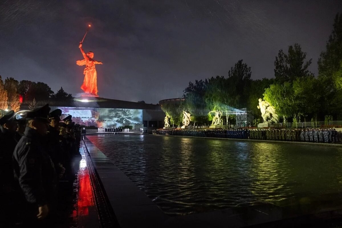    Путин и Лукашенко встретятся на форуме в Волгограде в апреле