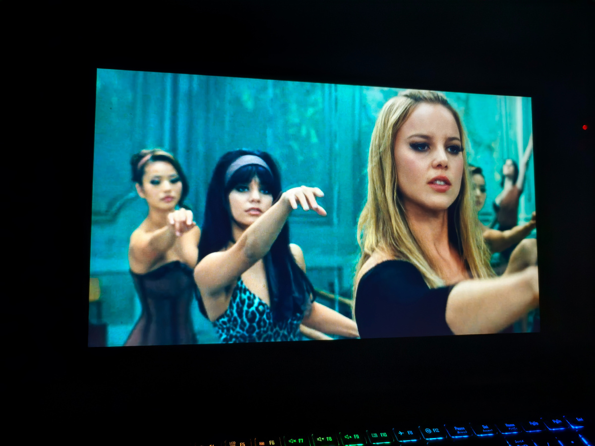 Милашка, Эмбер и Блонди