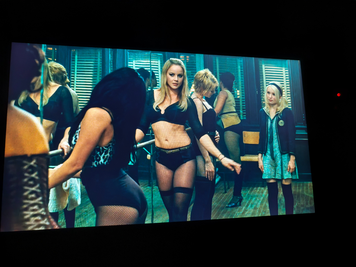 До Куколки Милашка была лидером