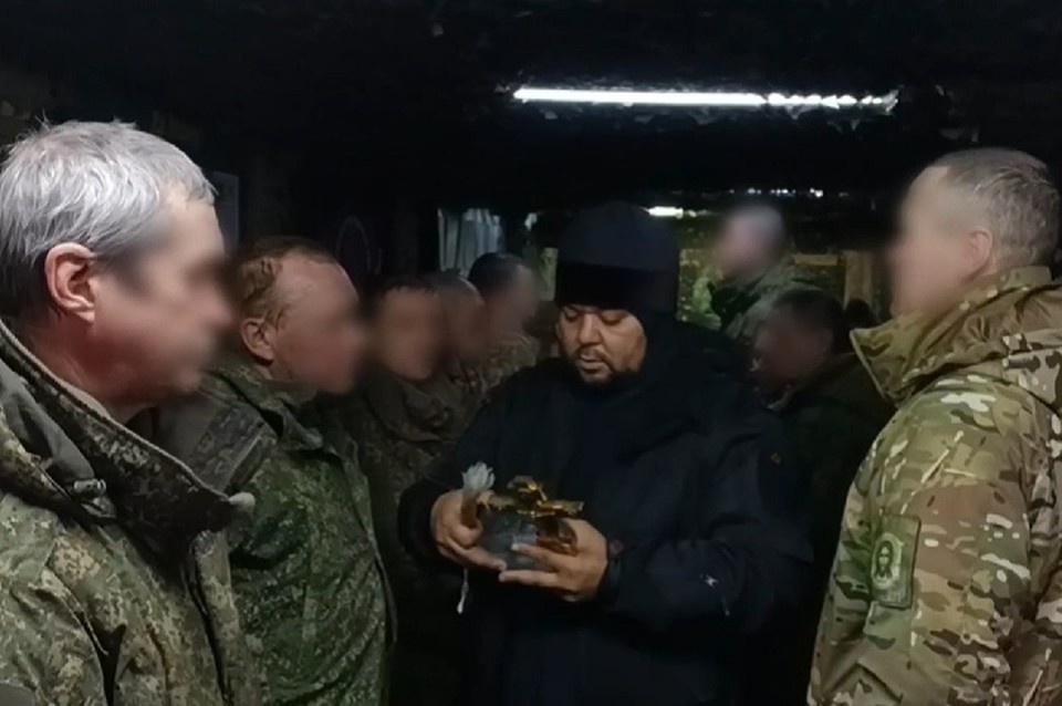    Бойцам оказывают духовную и материальную поддержку. Фото: Народный фронт