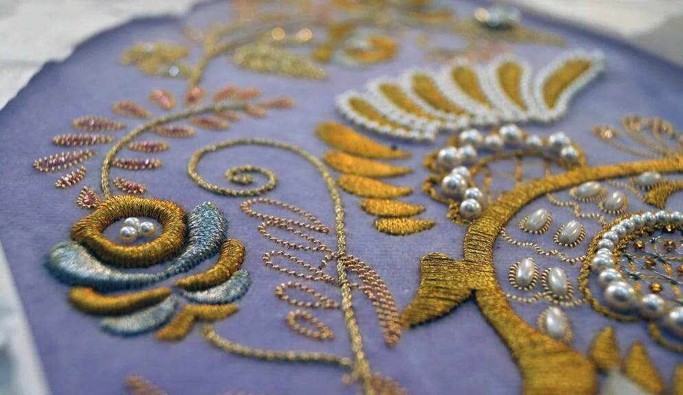 Золотая  вышивка