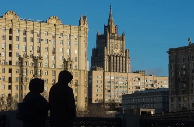    Участок набережной Тараса Шевченко, где ездят машины, вновь станет исключительно пешеходным.