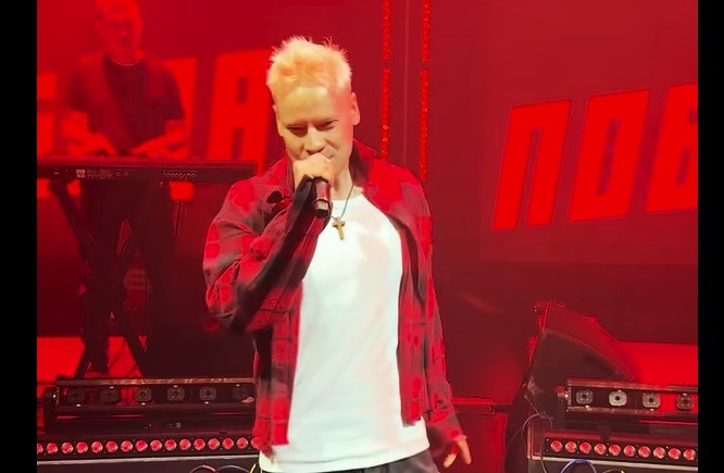 Смуглянка - SHAMAN. Кадр из ролика