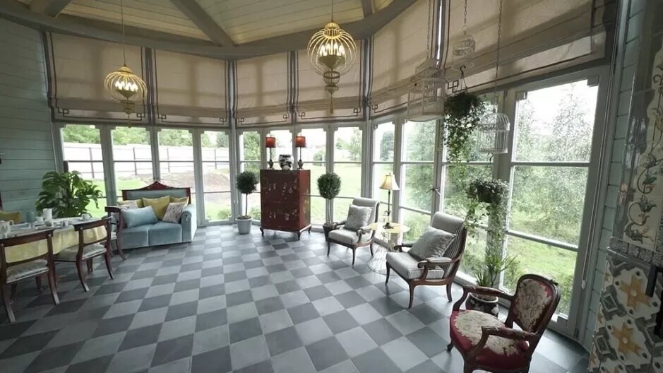 Листайте вправо, чтобы увидеть больше изображений