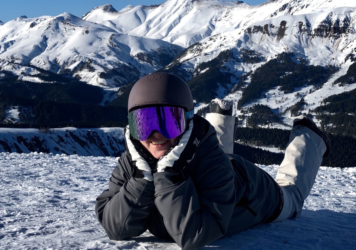 Вид на Кавказские горы с трассы "Горизонт" на Северном склоне