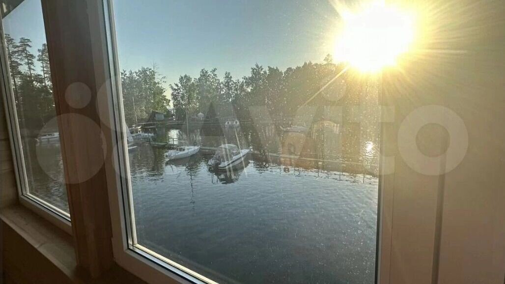     Источник: Авито