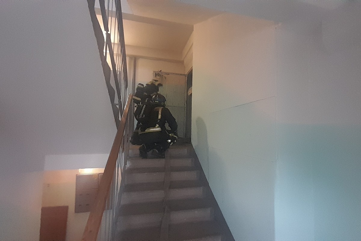    Пожар на улице Калинина, 26-а в Петрозаводске. Фото: «Республика»/Максим Смирнов