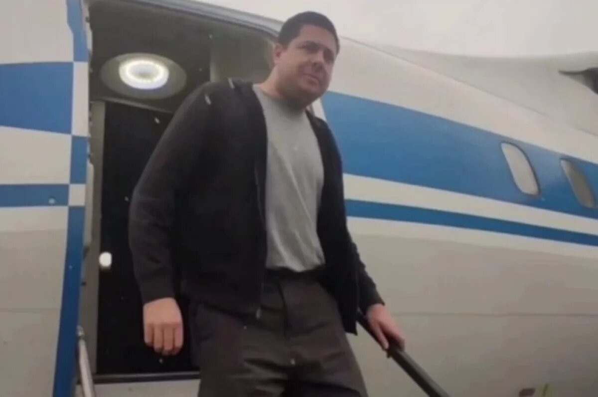    Вызволенный из заключения в США Петров не успел сообщить родным об обмене