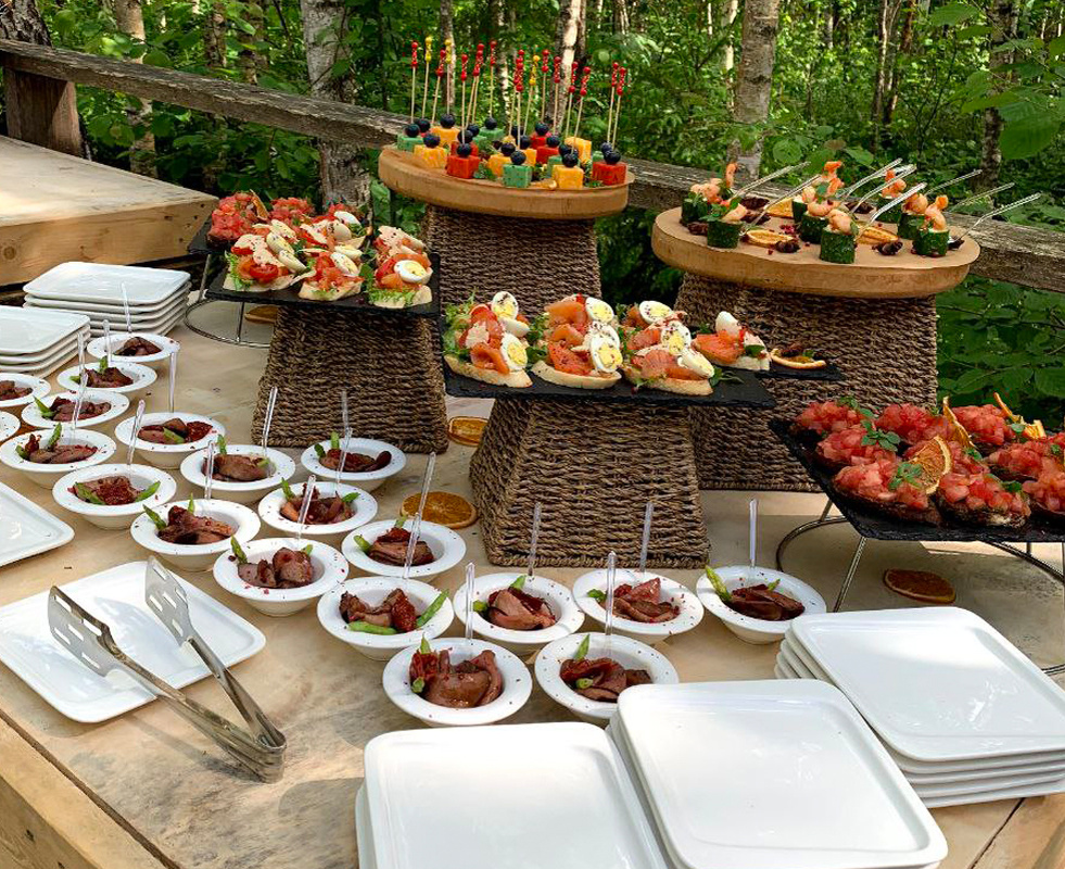 Свадебный банкет на 28 гостей - m-catering.ru