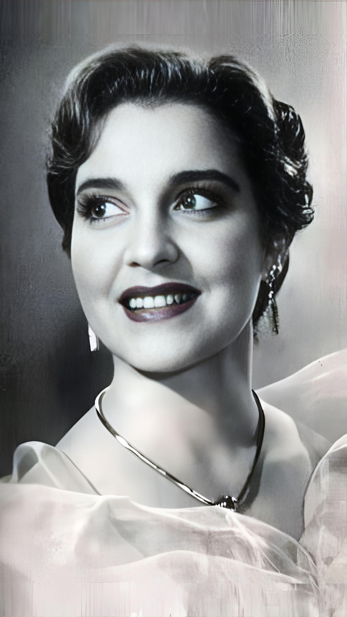 Евгения Козырева. Фото раскрашено другой нейросетью