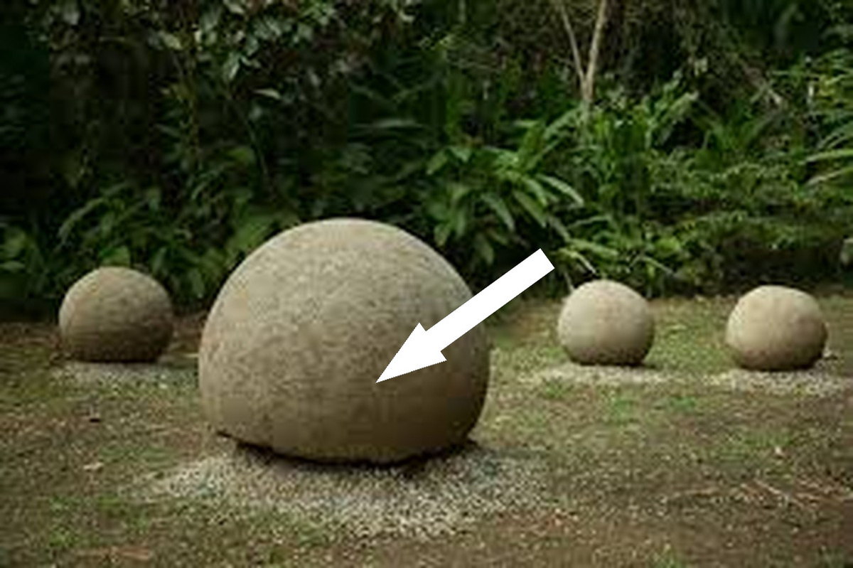    Тайна каменных шаров Коста-Рики кто выточил идеальные сферы 15 веков назад