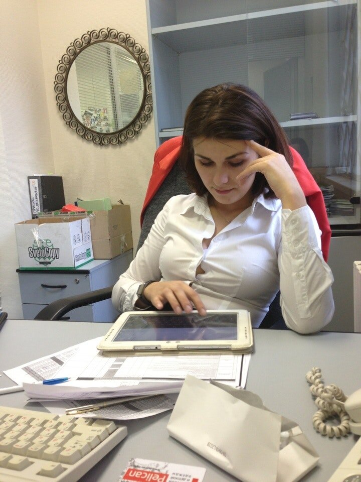 Дину вдохновила положительная оценка ее вклада в разработку проекта, и она с новой силой взялась за реализацию предложенной ею идеи.