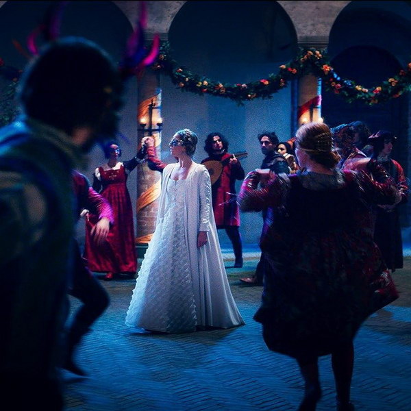     Герои Шекспира поют и танцуют в трейлере «Джульетты и Ромео»