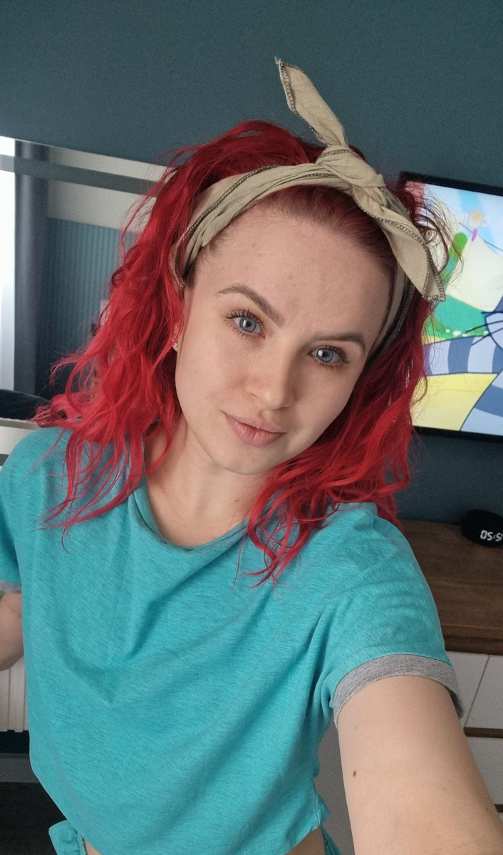 Начнем знакомство ещё раз😁