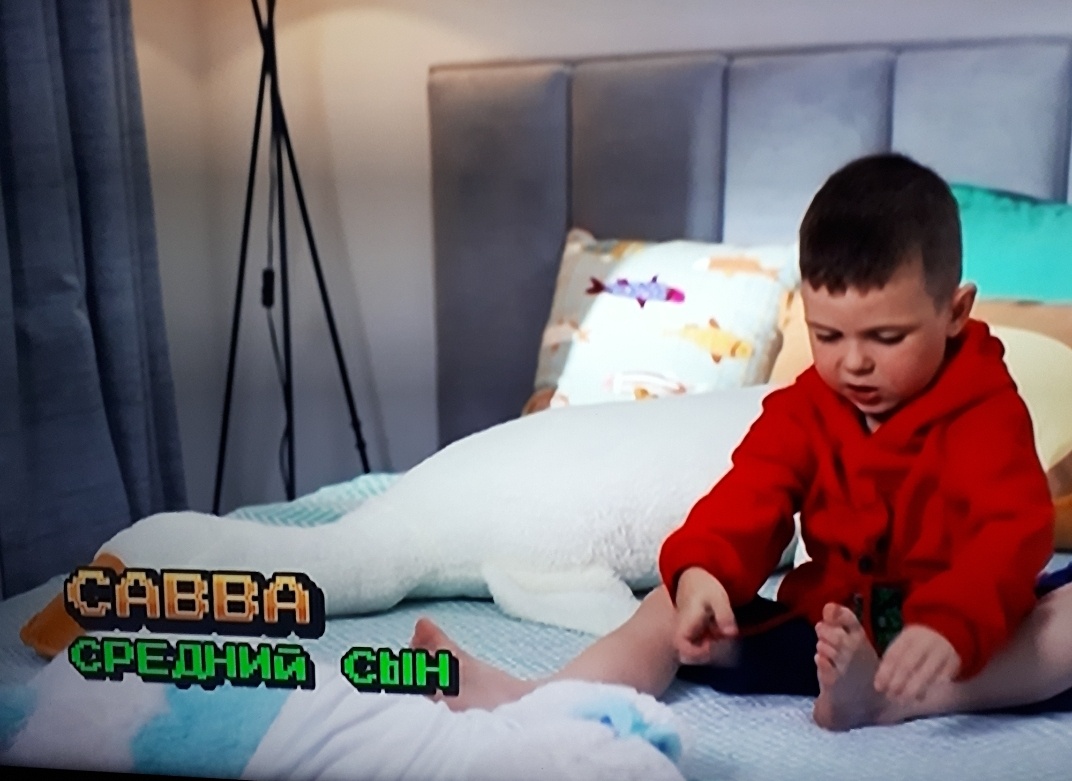 Малыш из многодетной семьи Морозовых