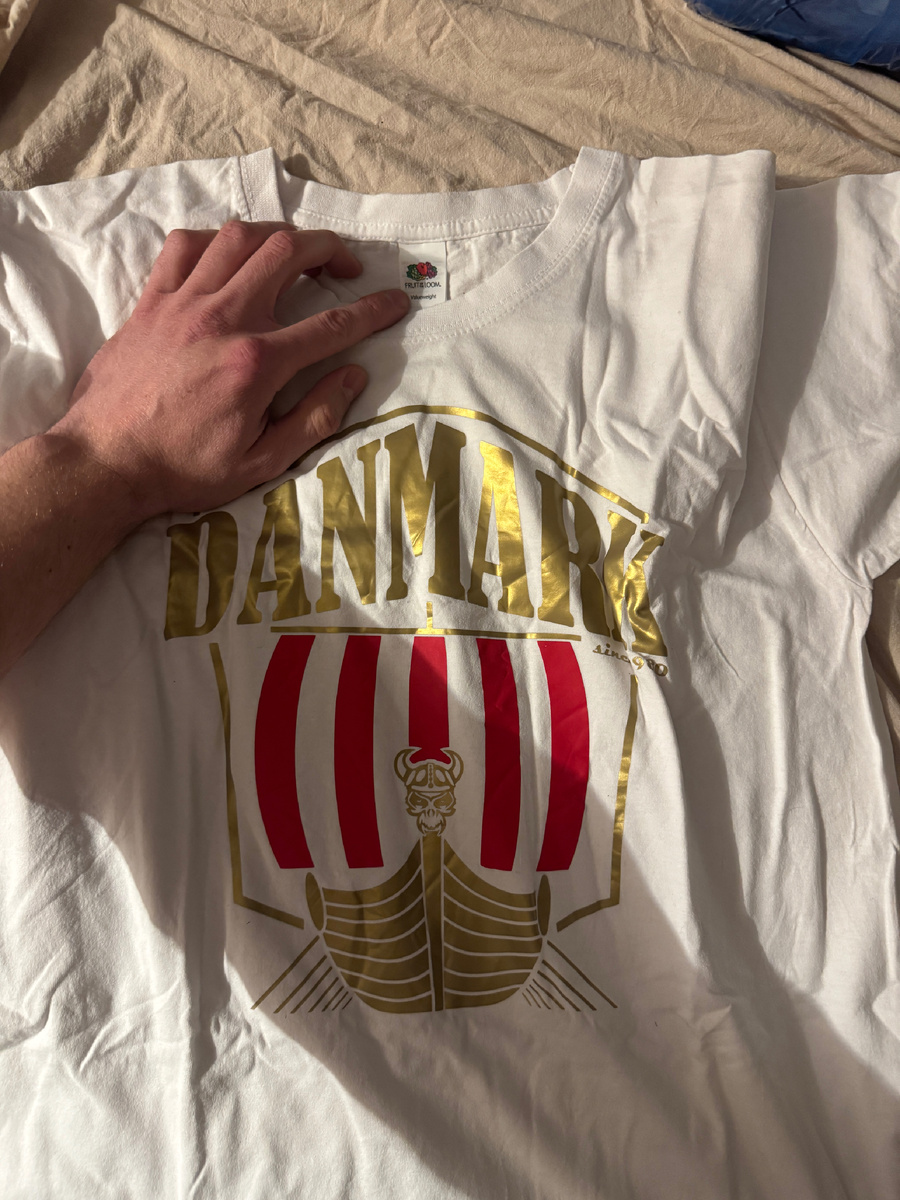 Футболка Fruit of the loom “Denmark”.