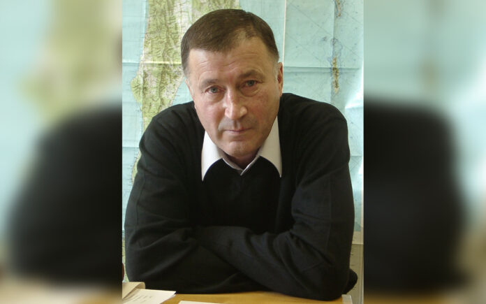 Владимир Плотников.