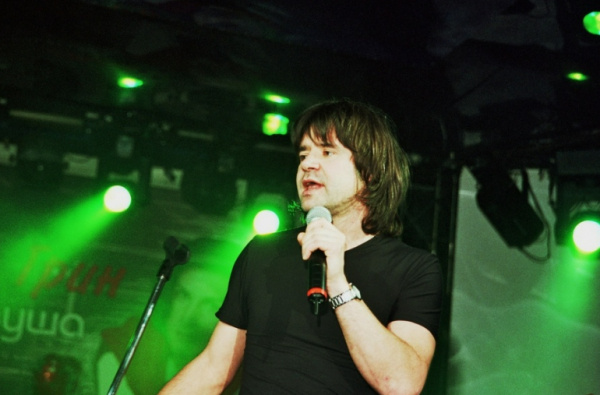    Личную жизнь Евгения Осина трудно назвать безоблачной