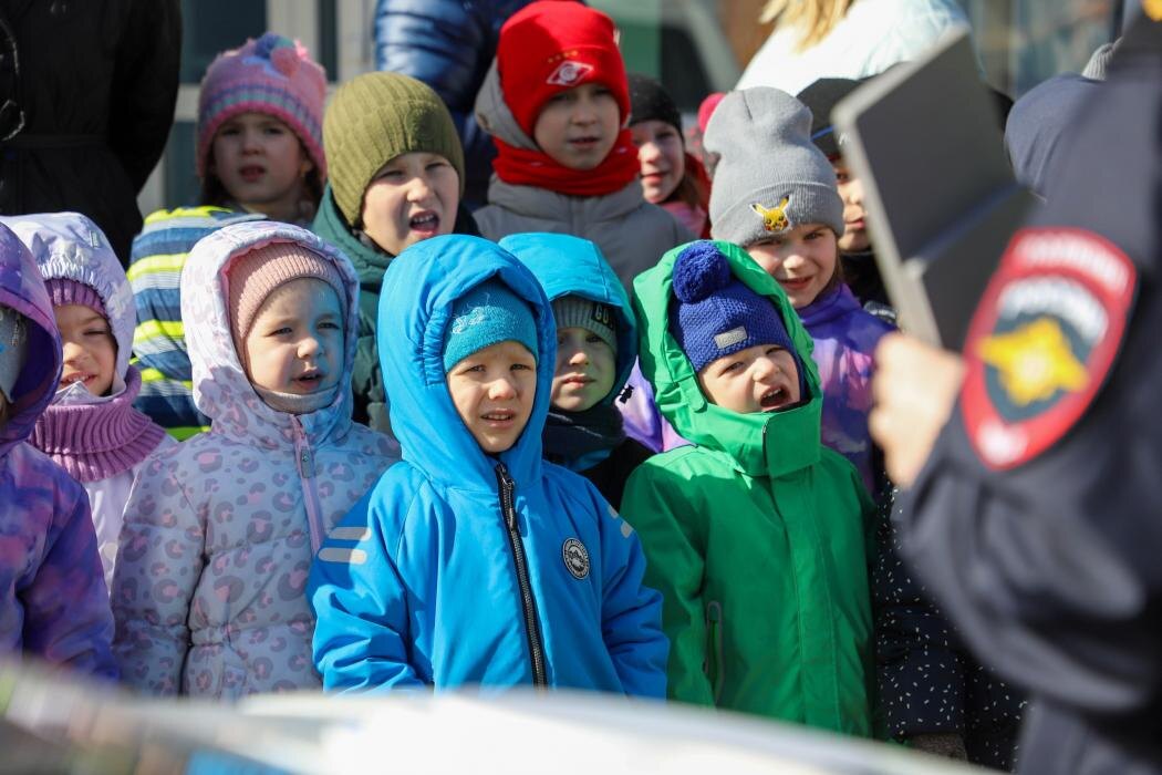 Псковские полицейские провели занятие для воспитанников детского сада № 58 «Юниор-Парк»
Фото: пресс-служба УМВД России по Псковской области