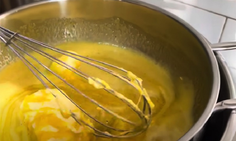 Очень нежный медовик с особым манным кремом