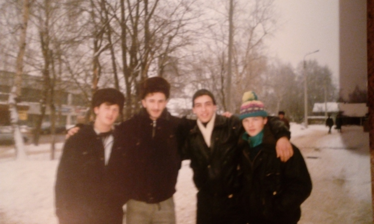 Личное фото зима 1997 год. слева направо. Якуня, я, Мишаня, Суслик. Двоих справа уже нет в живых
