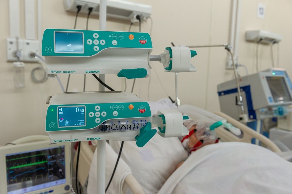    «Известия»: Пострадавшая при крушении батискафа в Египте россиянка скончалась Олег ЗОЛОТО