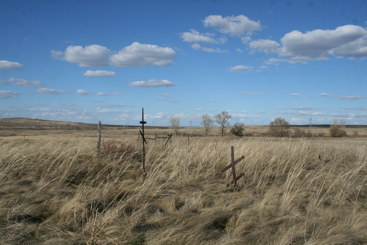 Забытый степной погост