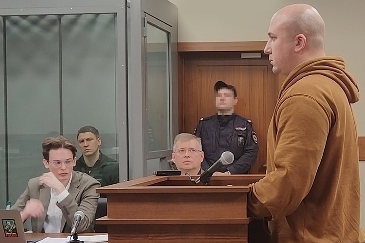    Артур Кулешов, бывший помощник экс-главы КирМоса Сергея Миронова: «Миронов — очень грамотный, хороший руководитель. Строгий и требовательный в то же время».   
Фото: Анастасия Гусева