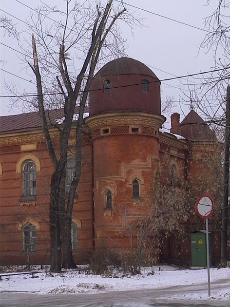 Башня Иркутского краеведческого музея, в которой располагалась первая астрономическая обсерватория Иркутска http://irkipedia.ru/content/irkutsk_kosmicheskiy_iii