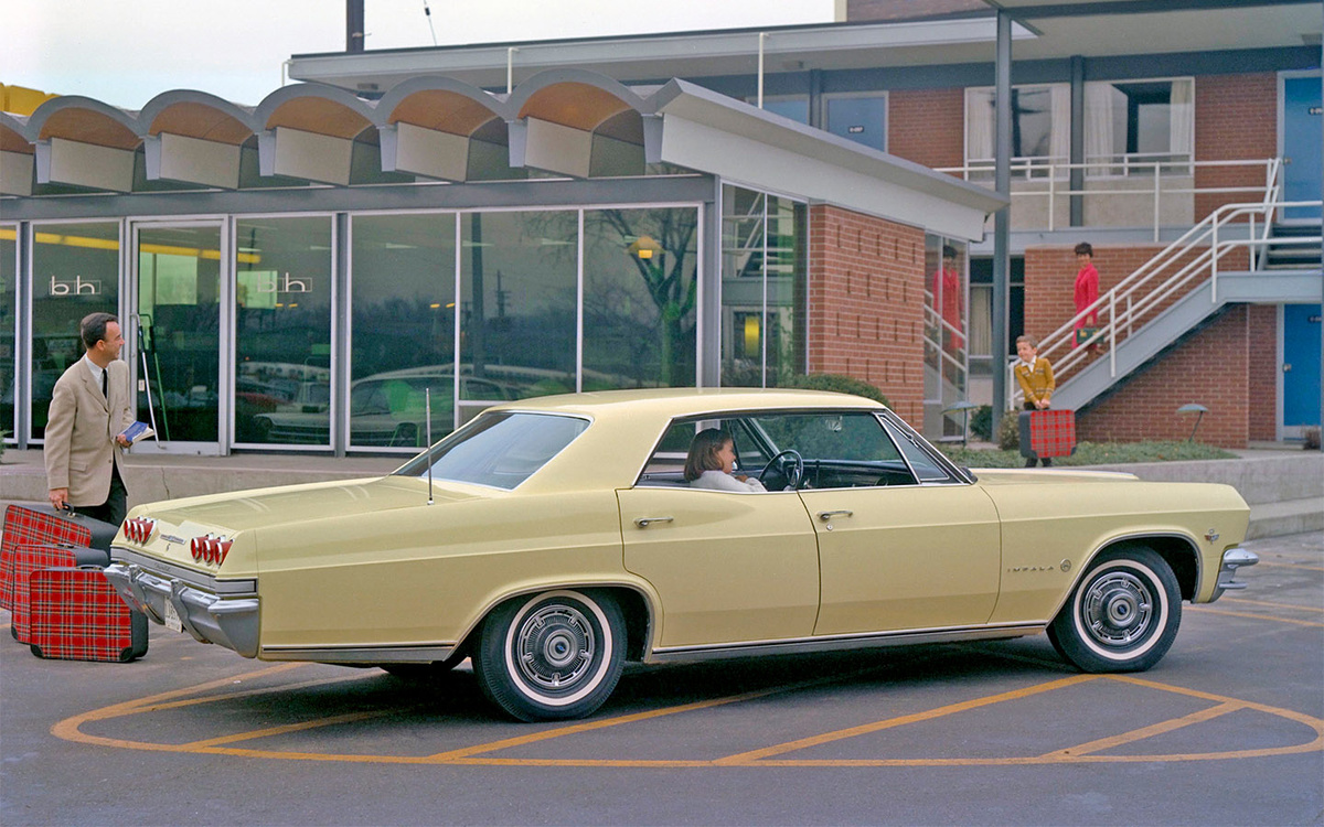 Chevrolet📷1964 Chevrolet Impala Sport Sedan