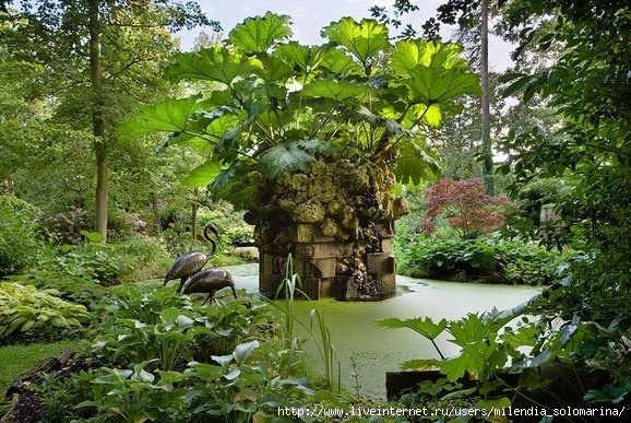 Видите аиста? Правильно, его там нет. Это цапли или журавли? Я не орнитолог ни разу))