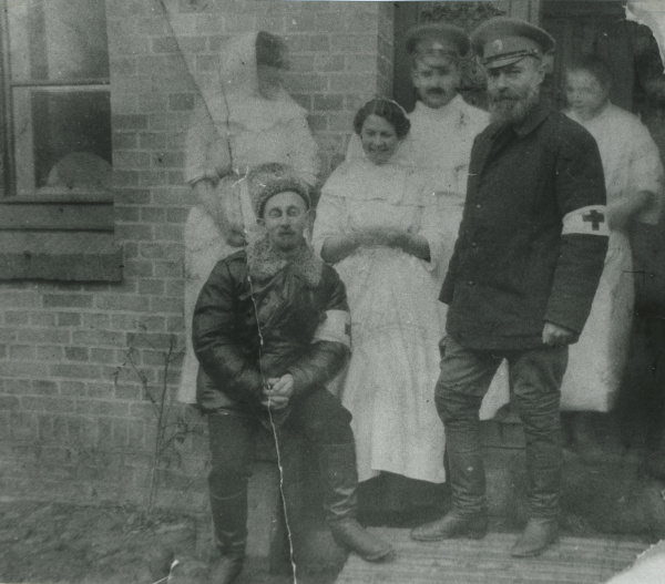 Возвращение Николая Николаевича в Петроград после окончания войны