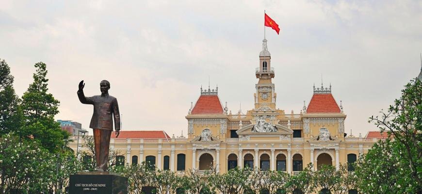 Photo by Suzi Kim on Unsplash