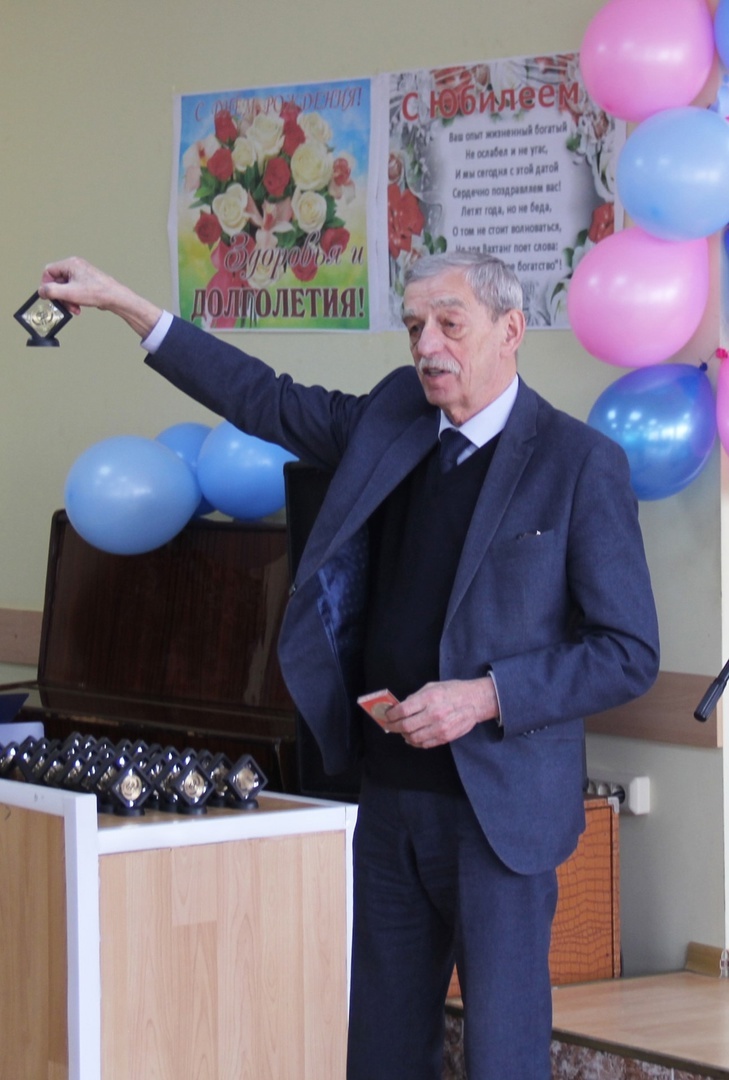 В.Г. Гурбич.