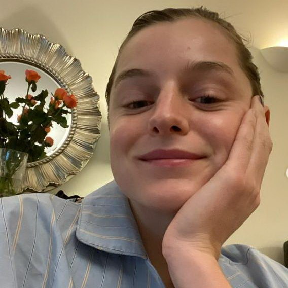     Эмма Коррин и Джек Лауден сыграют главные роли в новой «Гордости и предубеждении»