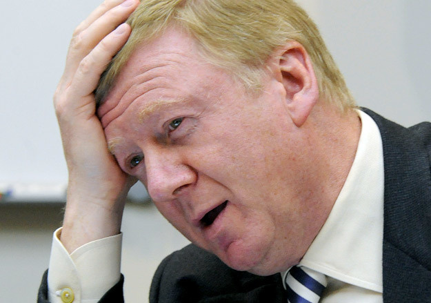 Есть о чём задуматься некоторым в штатском... Фото Яндекс.Картинки. 