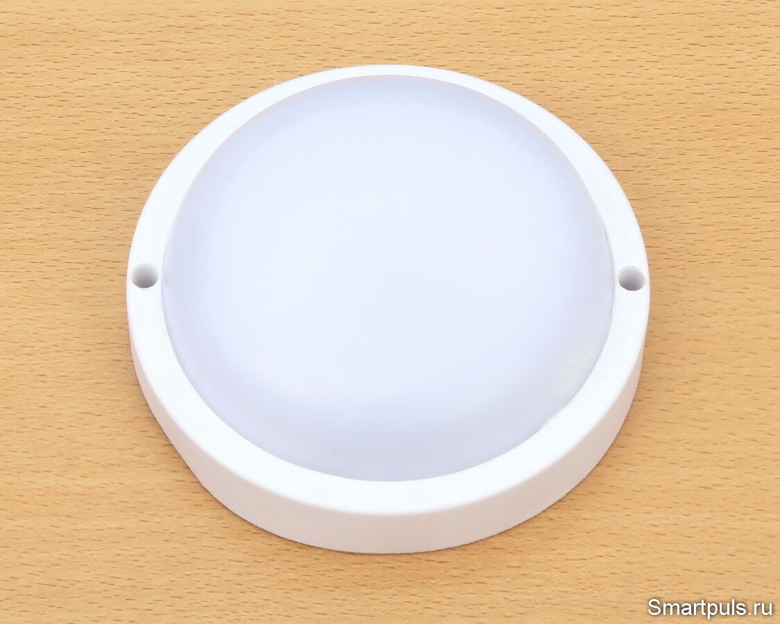 Вышедший из строя влагозащищённый светильник СПП 2101 мощностью 8 Ватт