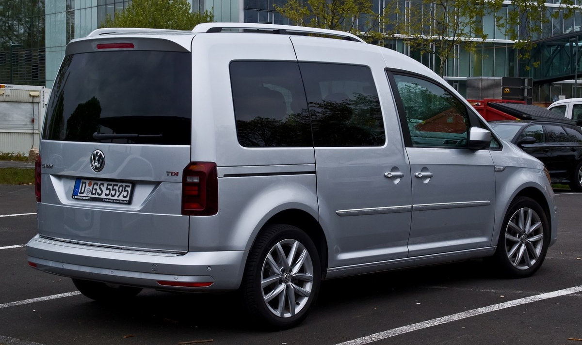 источник: https://www.automoli.com/ru/vehicles/volkswagen/caddy/caddy-iv-9784/