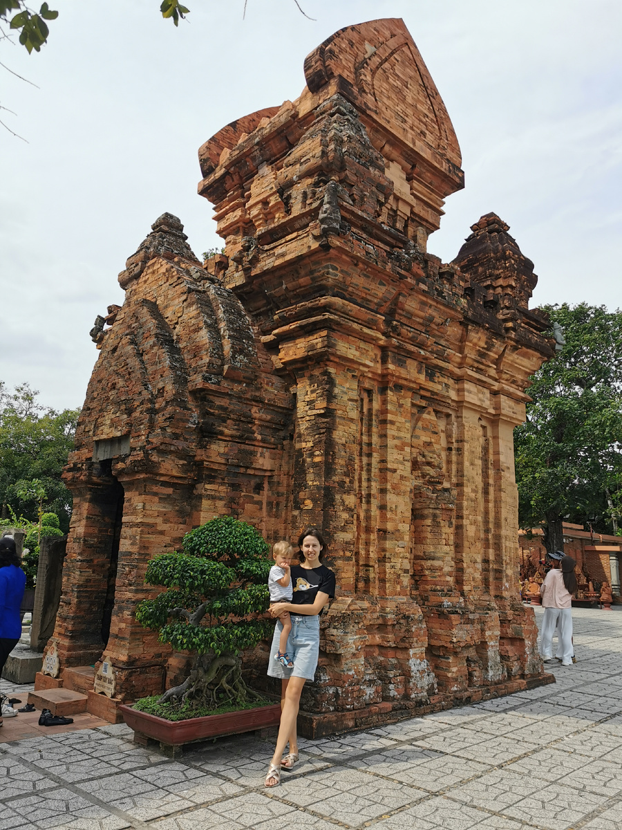 Чамские башни По Нагар