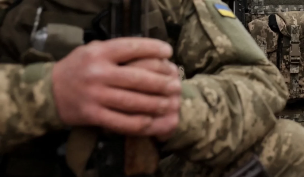     Украинский военный. Источник: aif.ru Автор фото: ukrainian armed forces / reuters