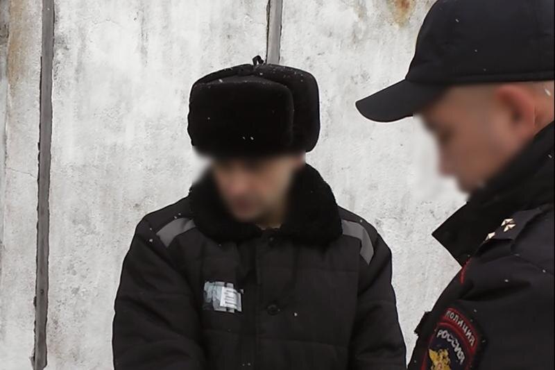    СУ СК по Оренбургской области / Задержанный участковый