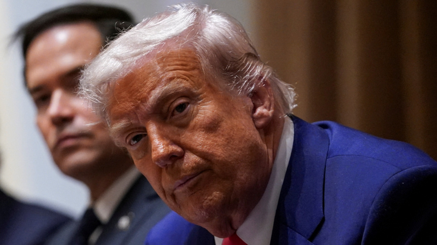    Фото: Reuters/Nathan Howard; 5-tv.ru