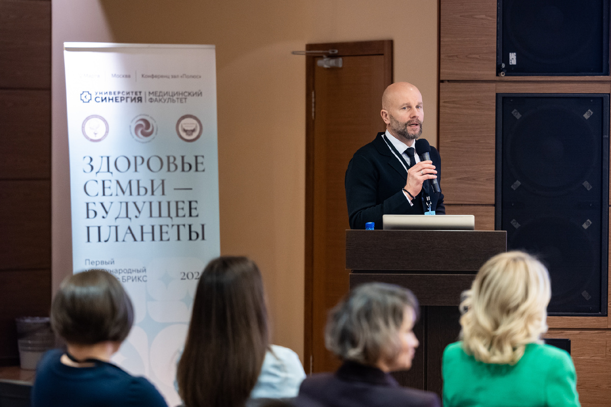 С.Е. Мартынов - ректор МИПЗ, клинический психолог, психотерапевт